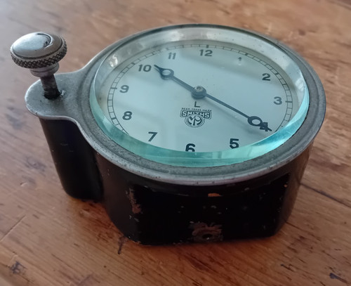 Antico orologio auto meccanico - auto,